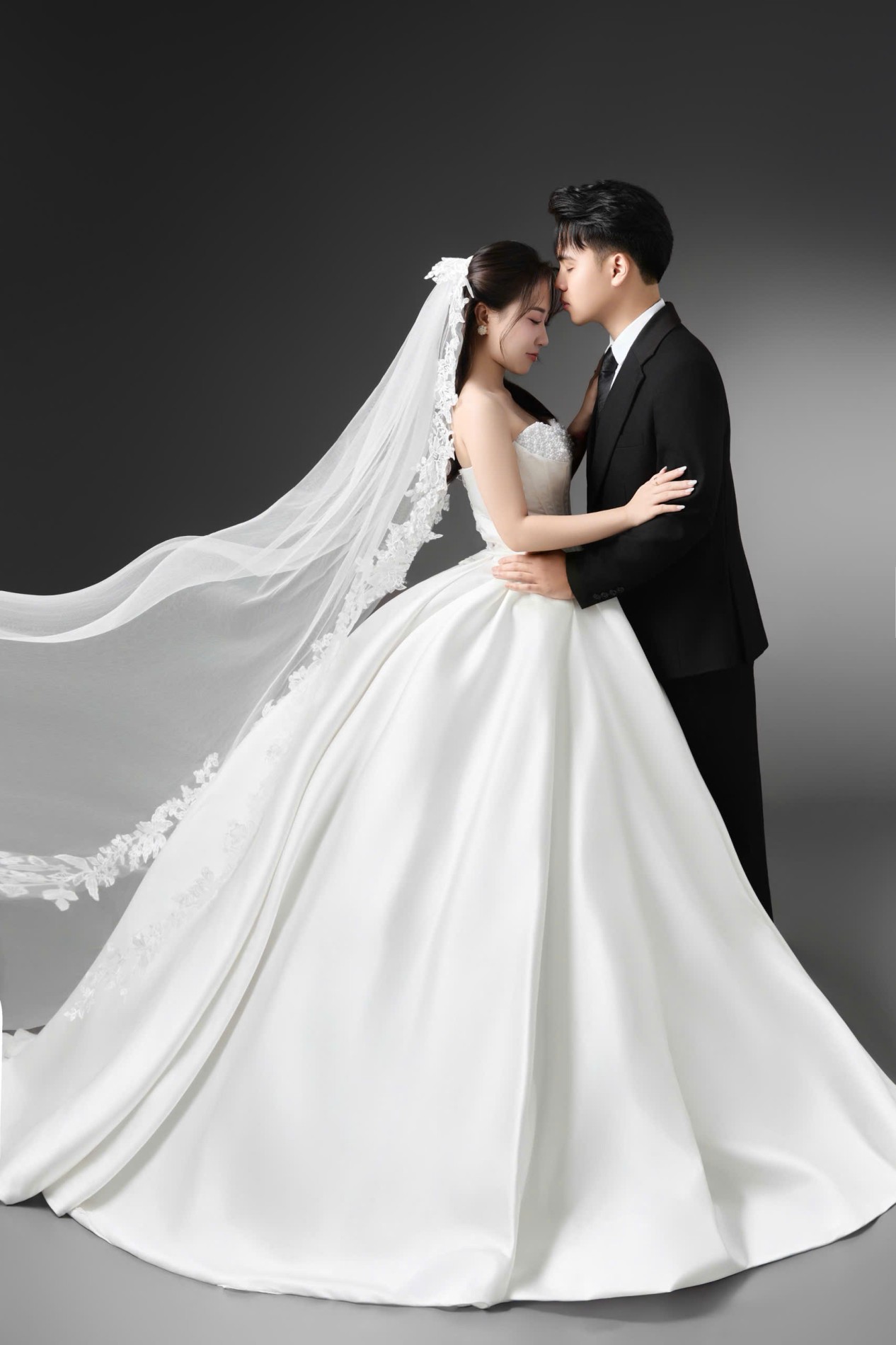 thiệp cưới online